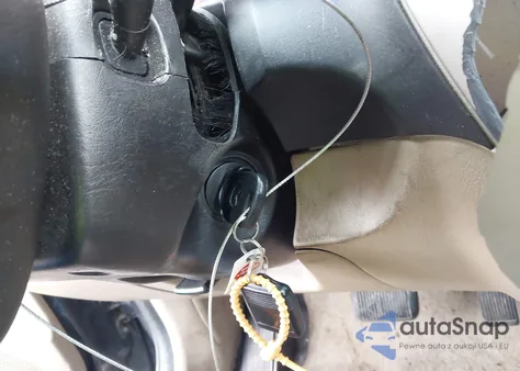 2004 Mazda Tribute Lx V6 z USA, uszkodzony, nr VIN 4F2CZ94124KM20217